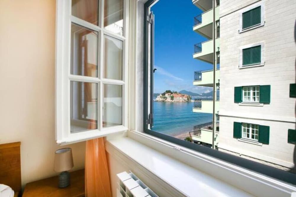 Beach Apartments Montesan view 4
