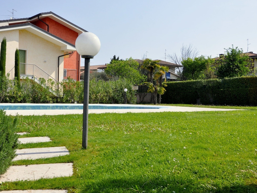 Holiday Home with Nicely Decorated Interior near Lake Garda
