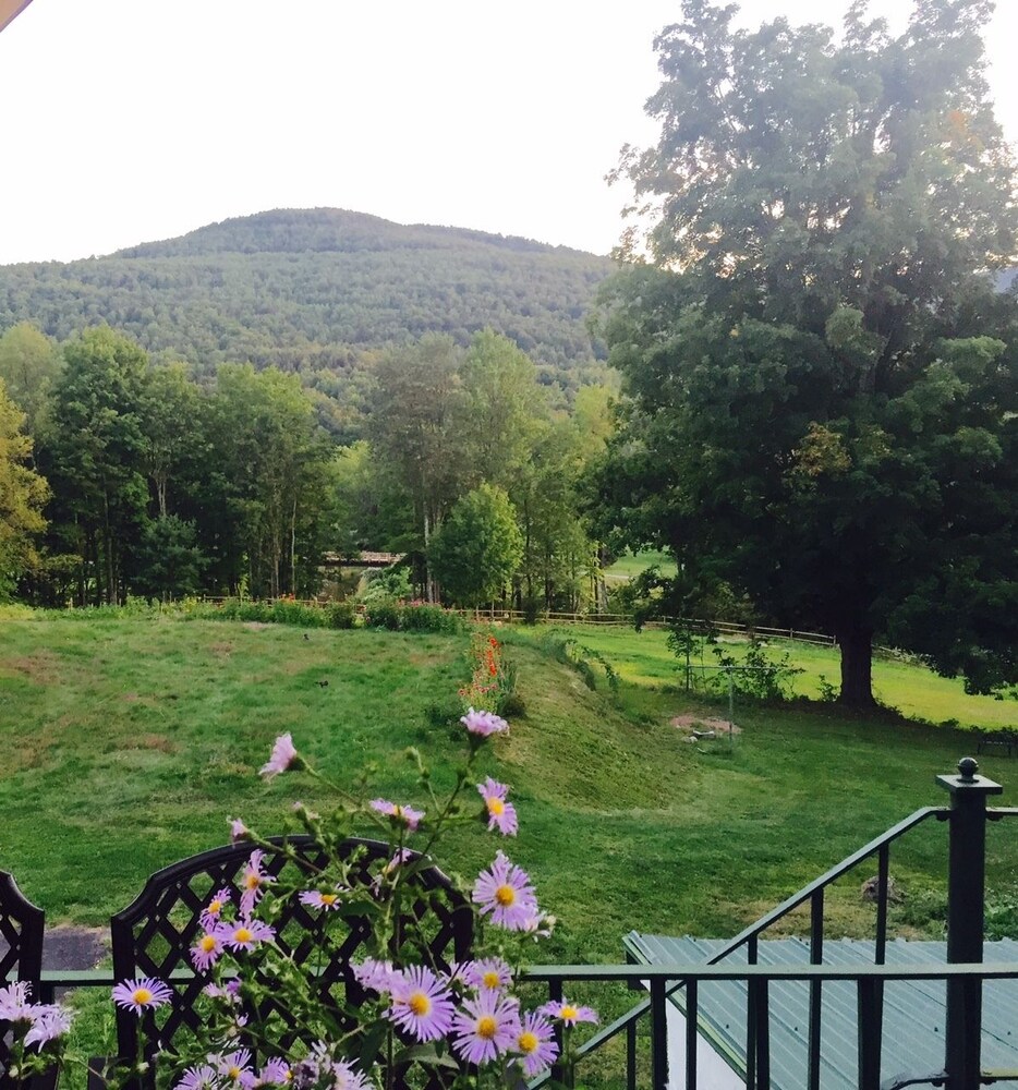 Georgian Garden Inn