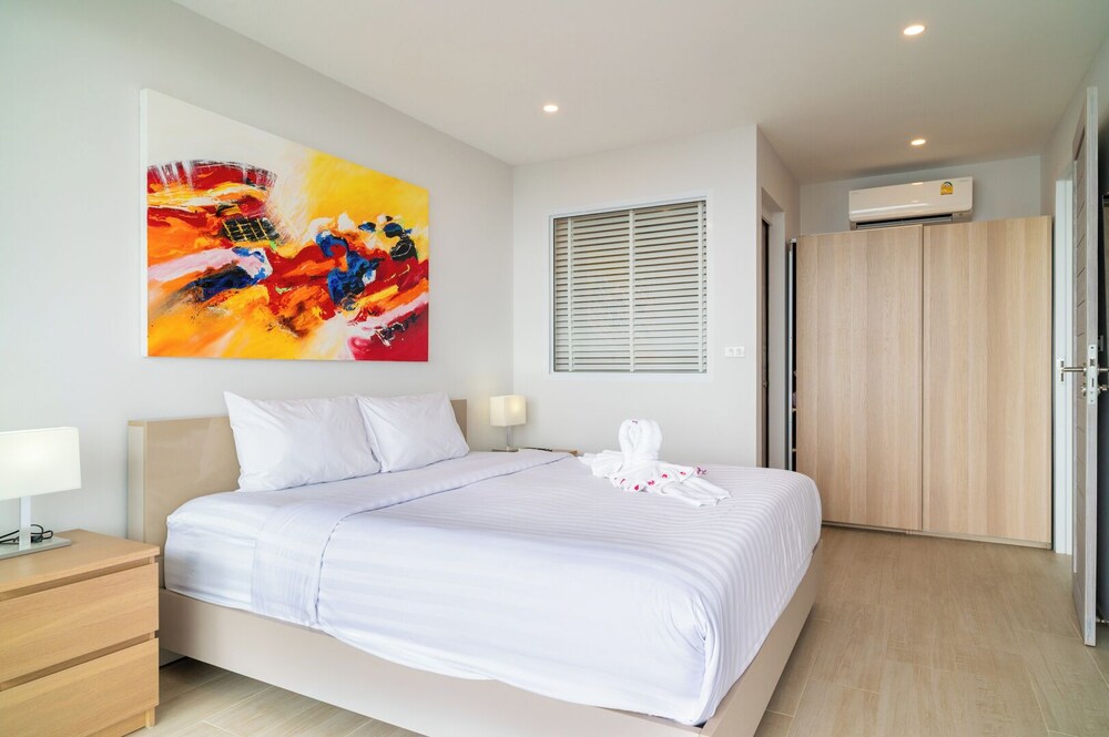 2bed SeaView Apartment in Bang Por KBR36