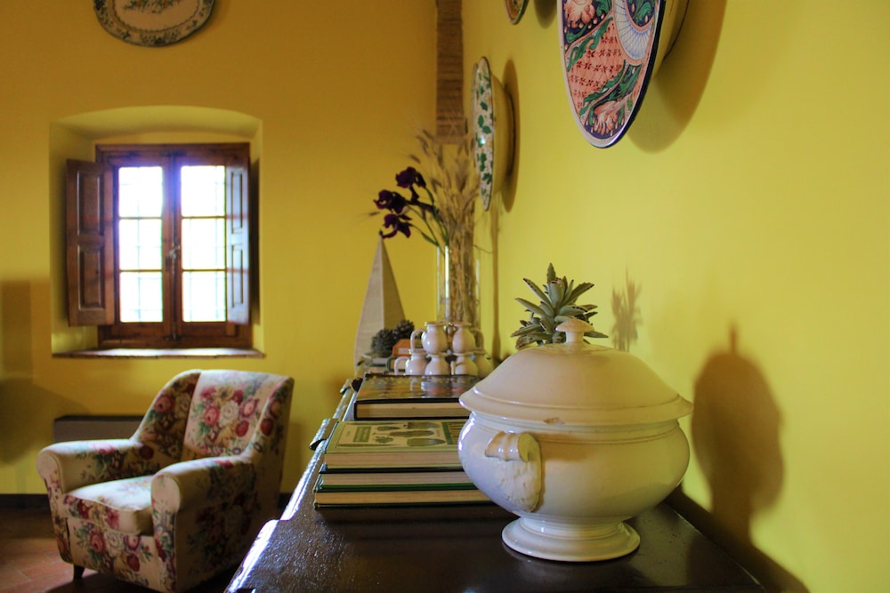 Podere Casato Hills View, Pool, Wifi Tuscany