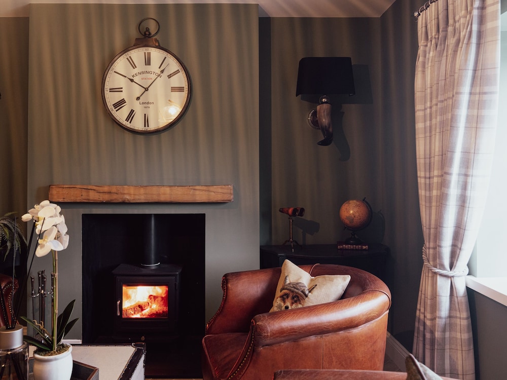 Stag Cottage
