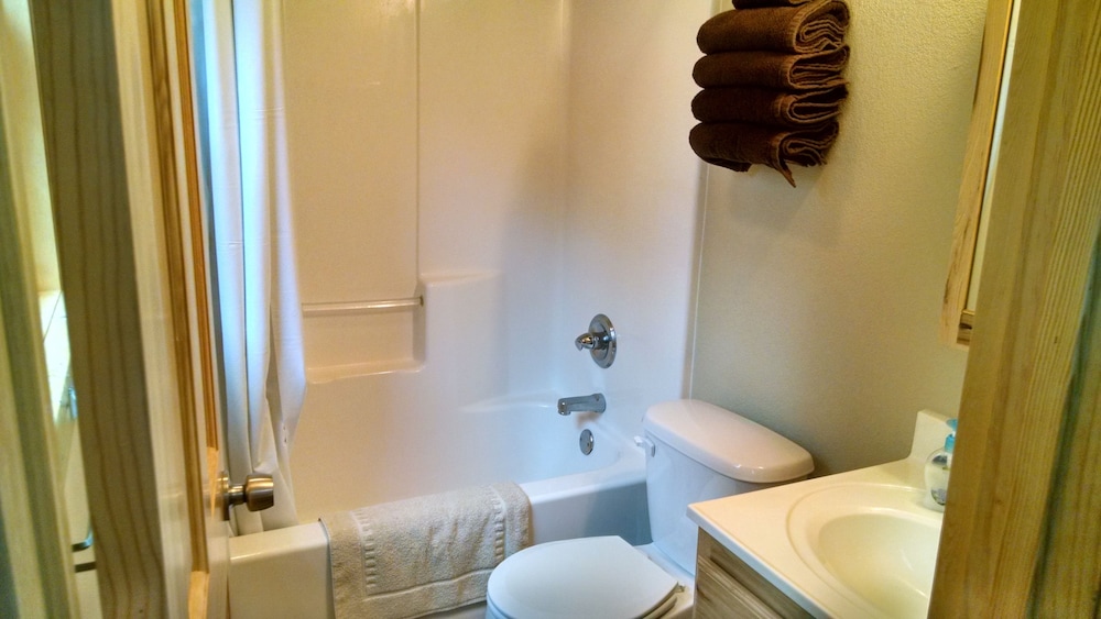 Acorns Resort