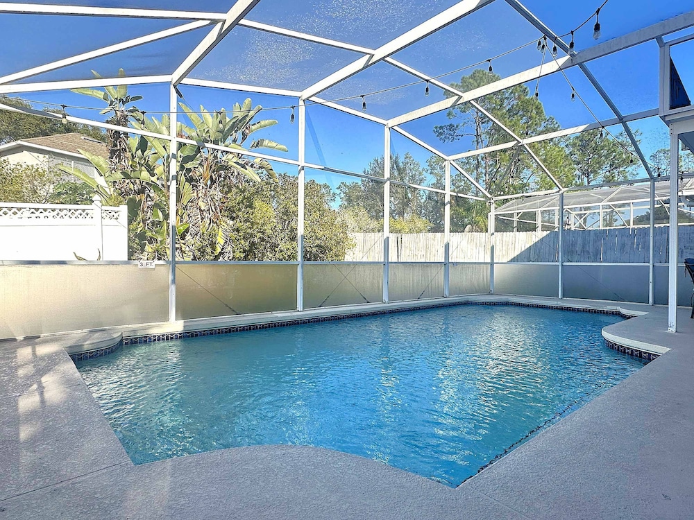 Family Villa 5 Bedroom Near Disney World