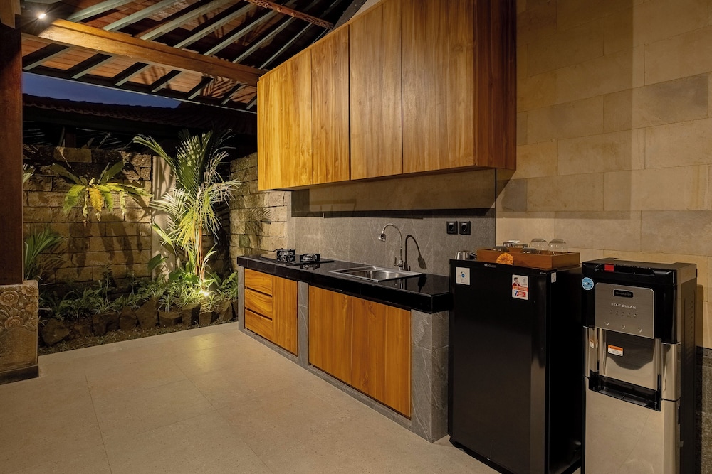 Agrapana Ubud Villa