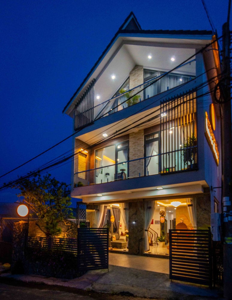 Happy Home
