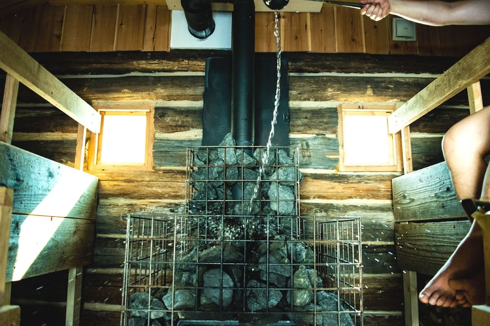Guest House Lamp