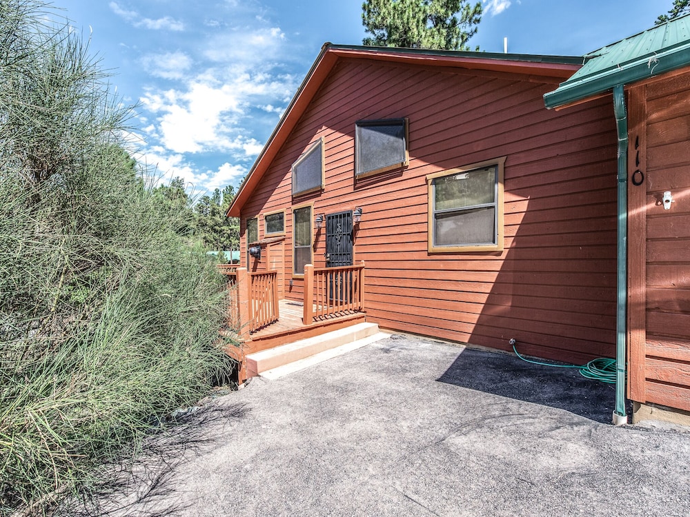 Homer's Hideaway by Ruidoso Vacation Rentals view 5