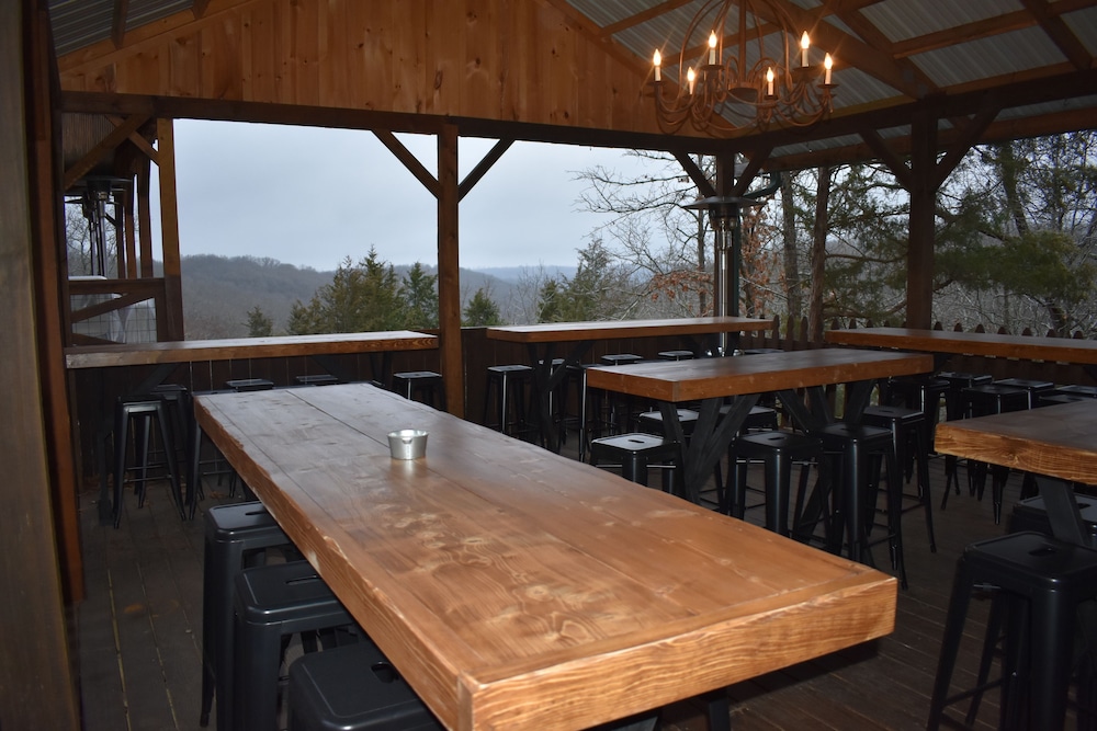 Bear Creek Lodge Cabin Resort