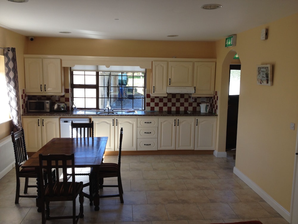 Carrick Villa view 4