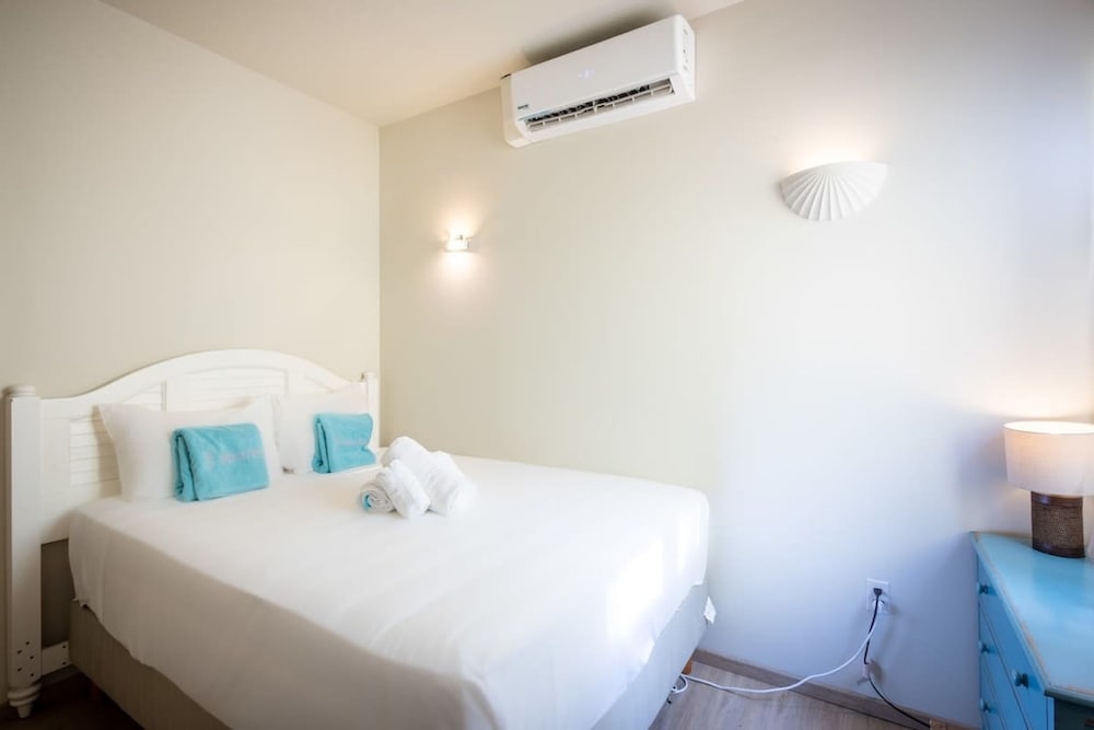 Grand Urban Elegance - City Center Luxury