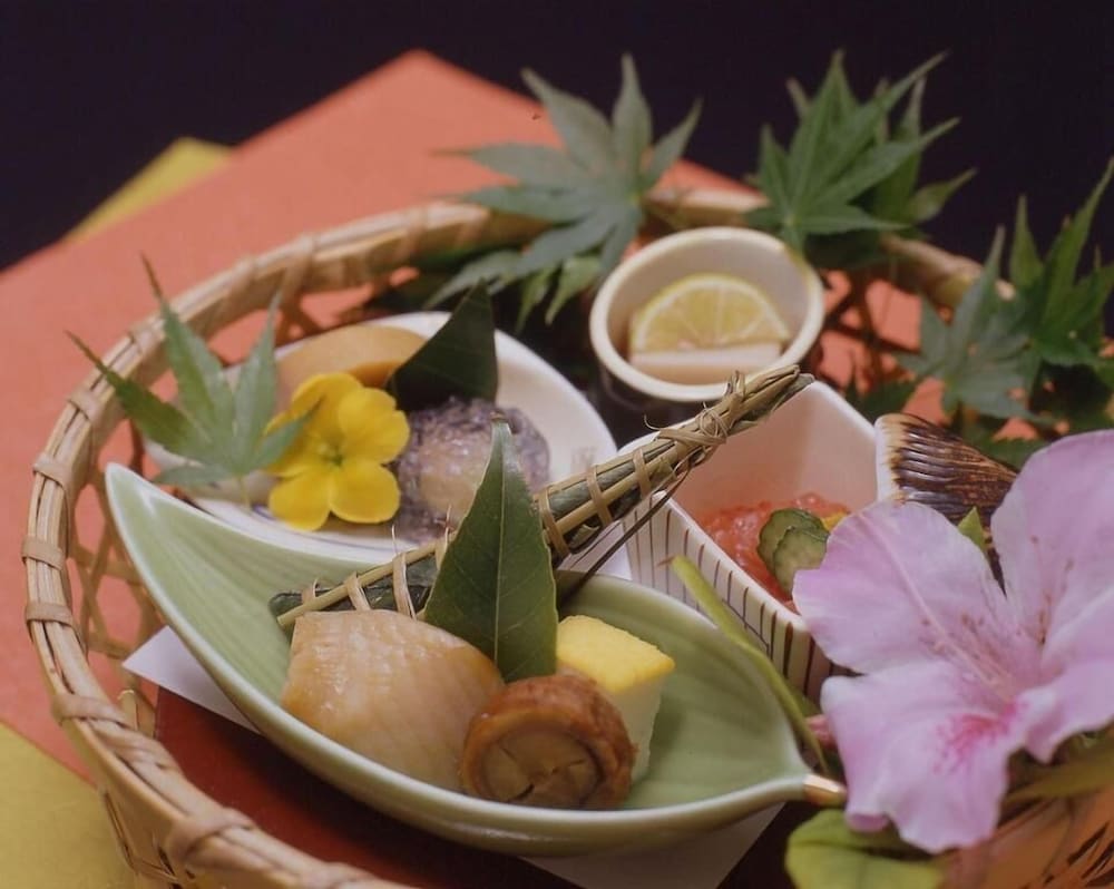 Miya Onsen Higaki Hotel