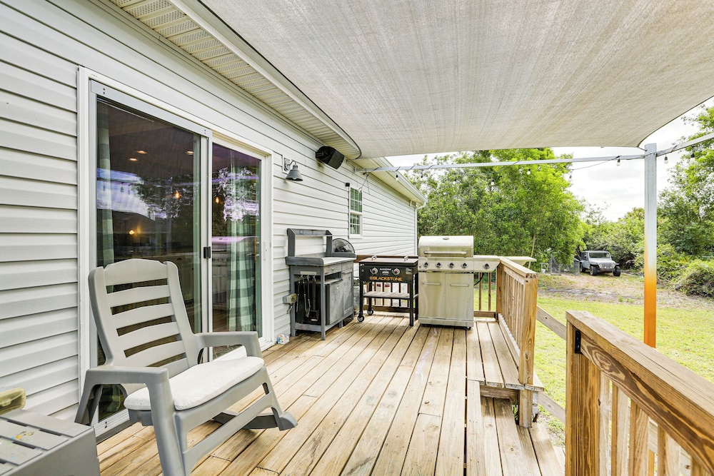 Remote-work Friendly: Lehigh Acres Family Home