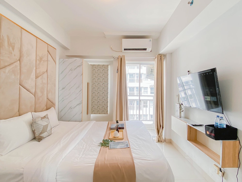 Soft Modern Studio At Citra Living Apartment