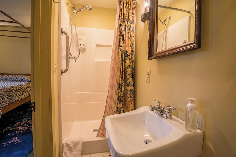 Inn at Valley Farms
