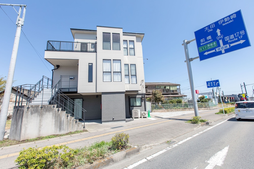 AileHouse 3