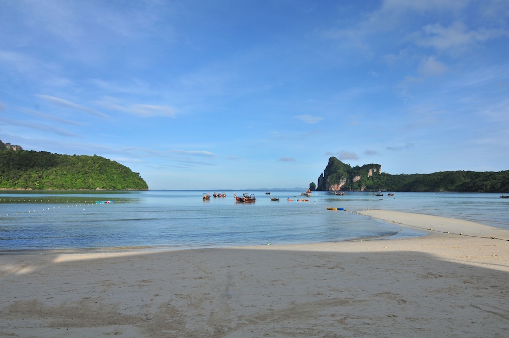 Phi Phi Twin Palms Bungalows