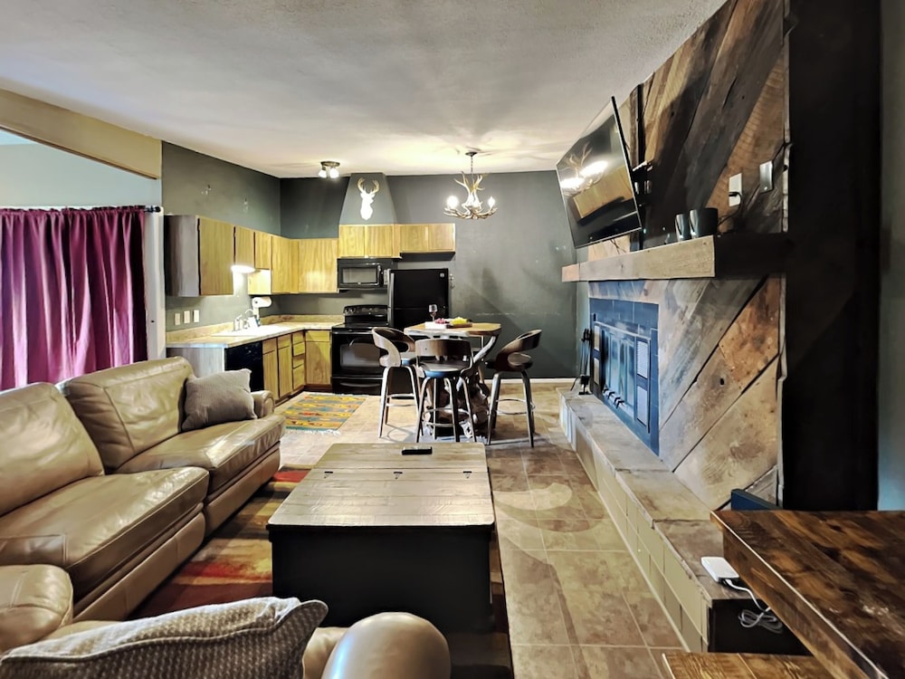 Alto Mountain Sojourn by Ruidoso Vacation Rentals