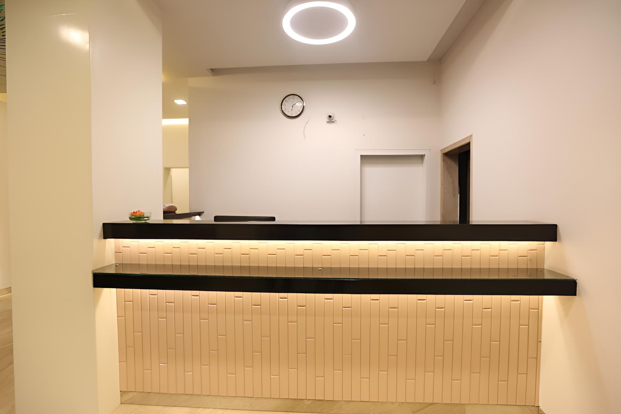 Hotel Lokesh