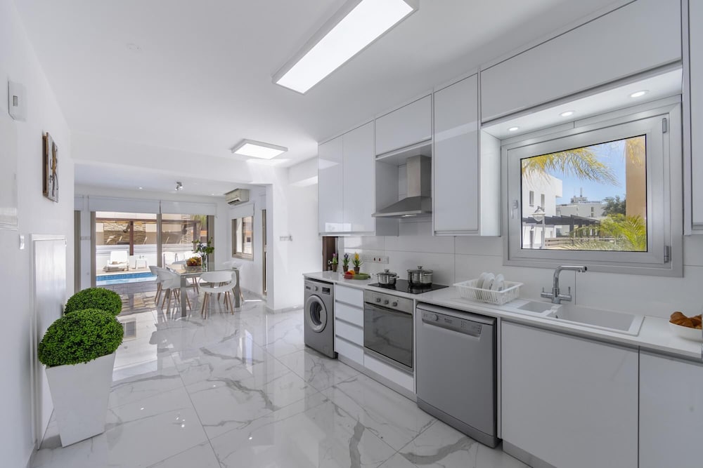 Protaras Sunrise Beach Villa