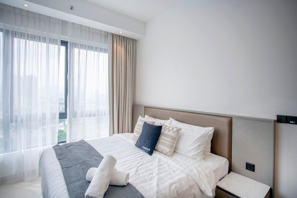 Novo Suites @ Jalan Ampang Skypool