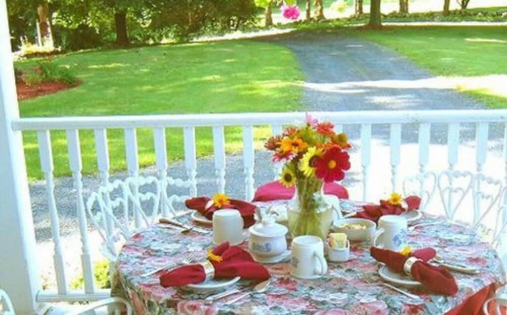 The Dominion House Bed & Breakfast
