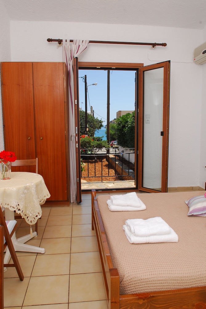 Athina Villas