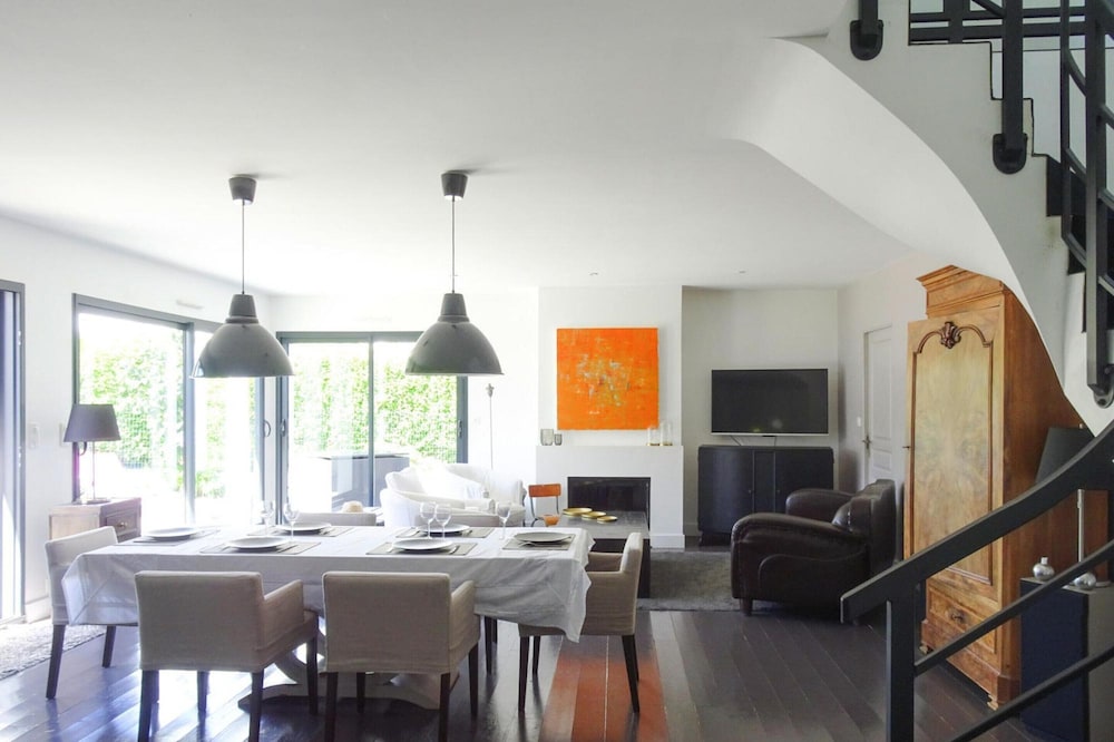 Holiday Home in Benodet Near Sandy Beach