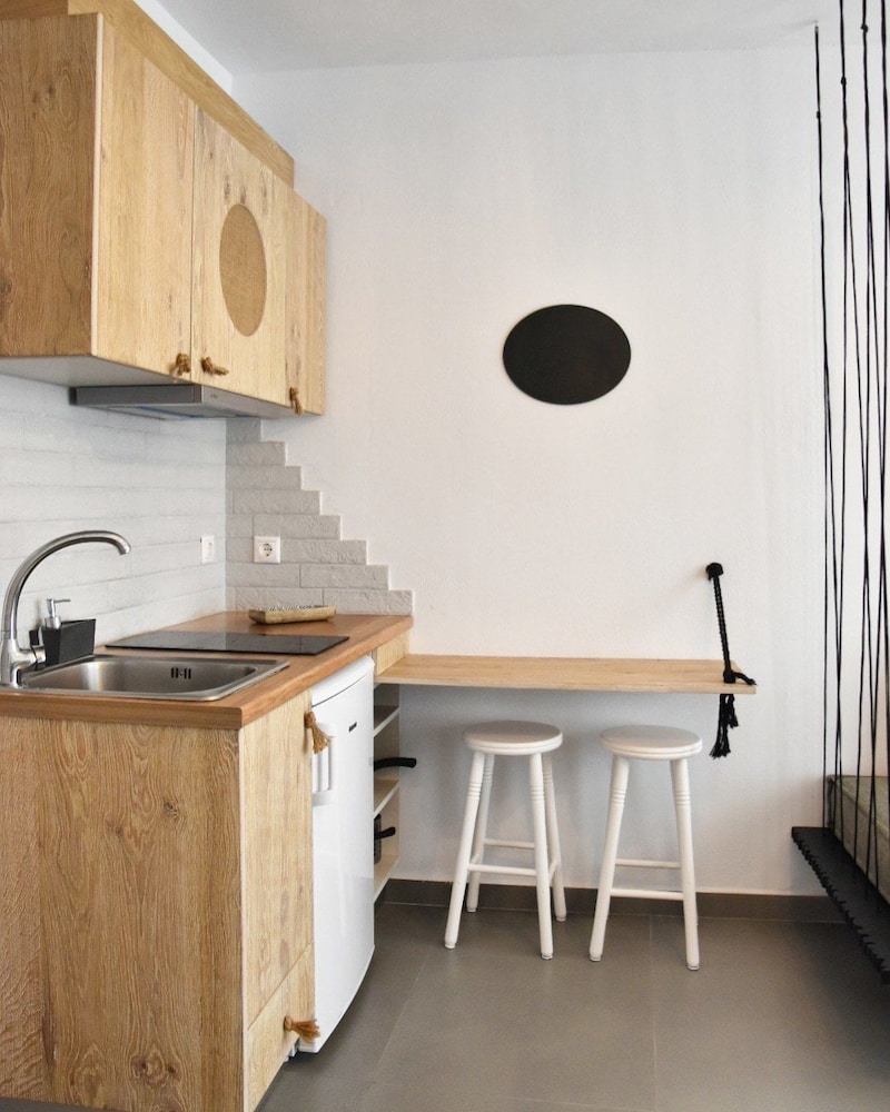 Angelos Design Suites