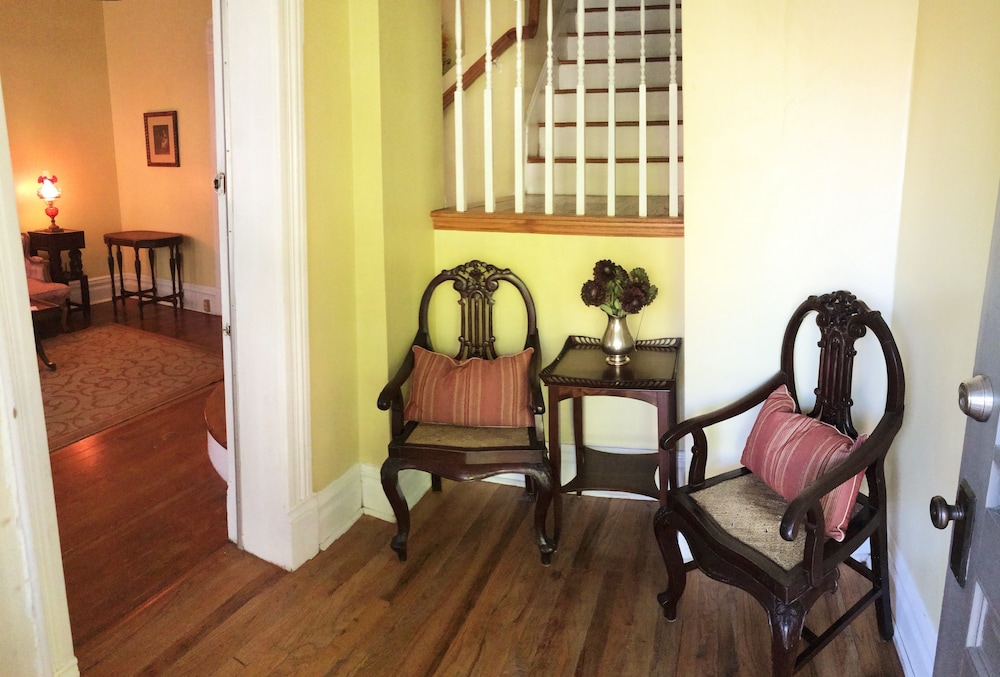 Historic Pugsley Manor House