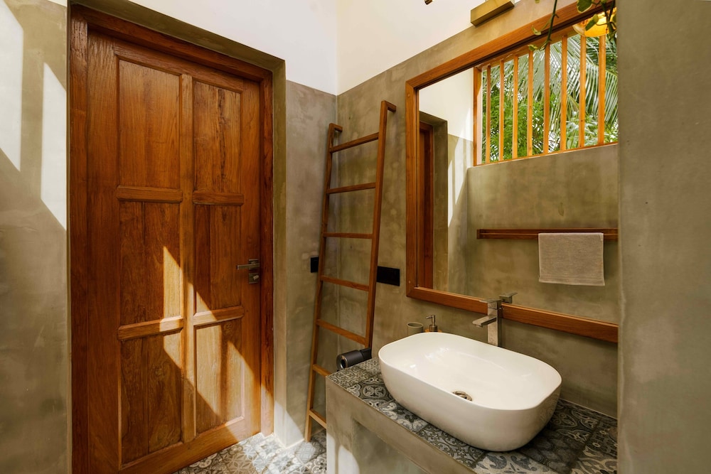 Kandakuliya Sunrise Beach Villas