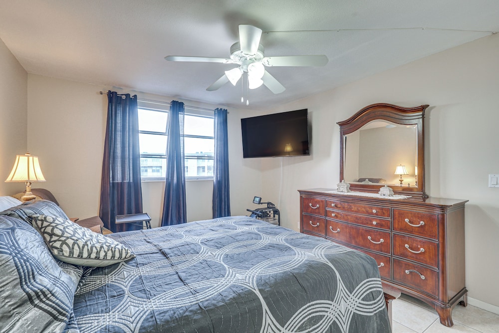 8 Mi to Dtwn Fort Lauderdale: Condo w/ Pool Access