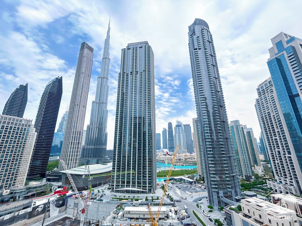 Luxury Burj Crown Downtown 4 Bedroom With Balcony