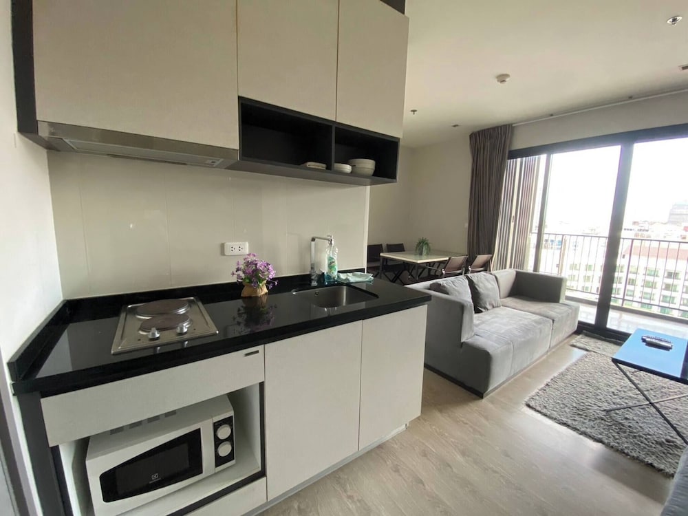 2 Bed Room At Excellent Location - Best In Class