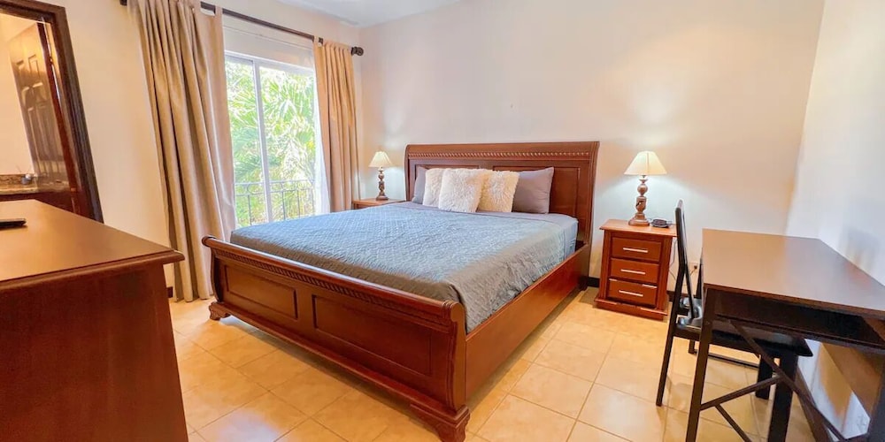 Las Brisas 5