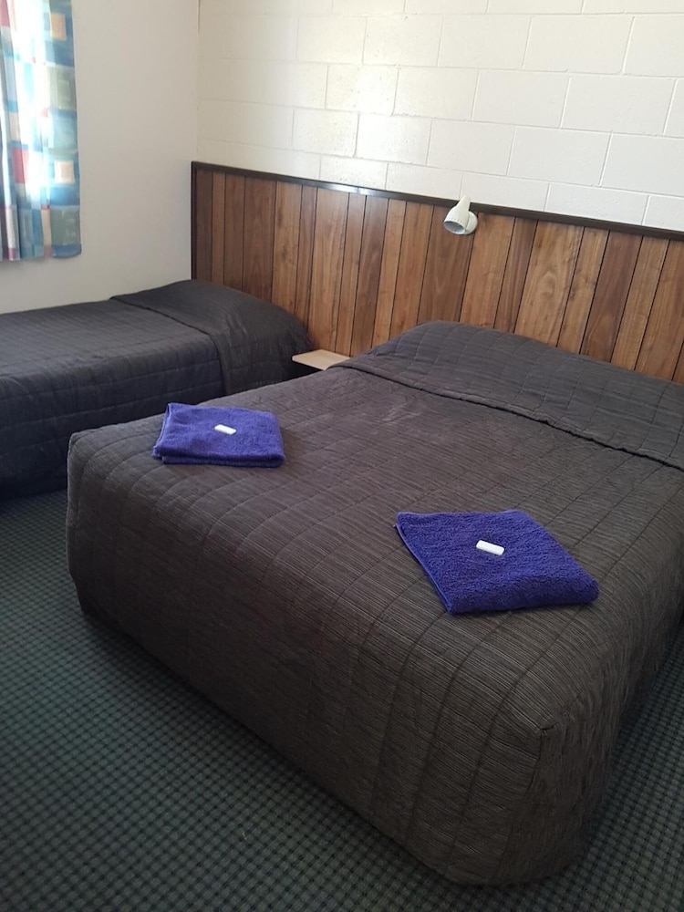 Castletown Motel view 3