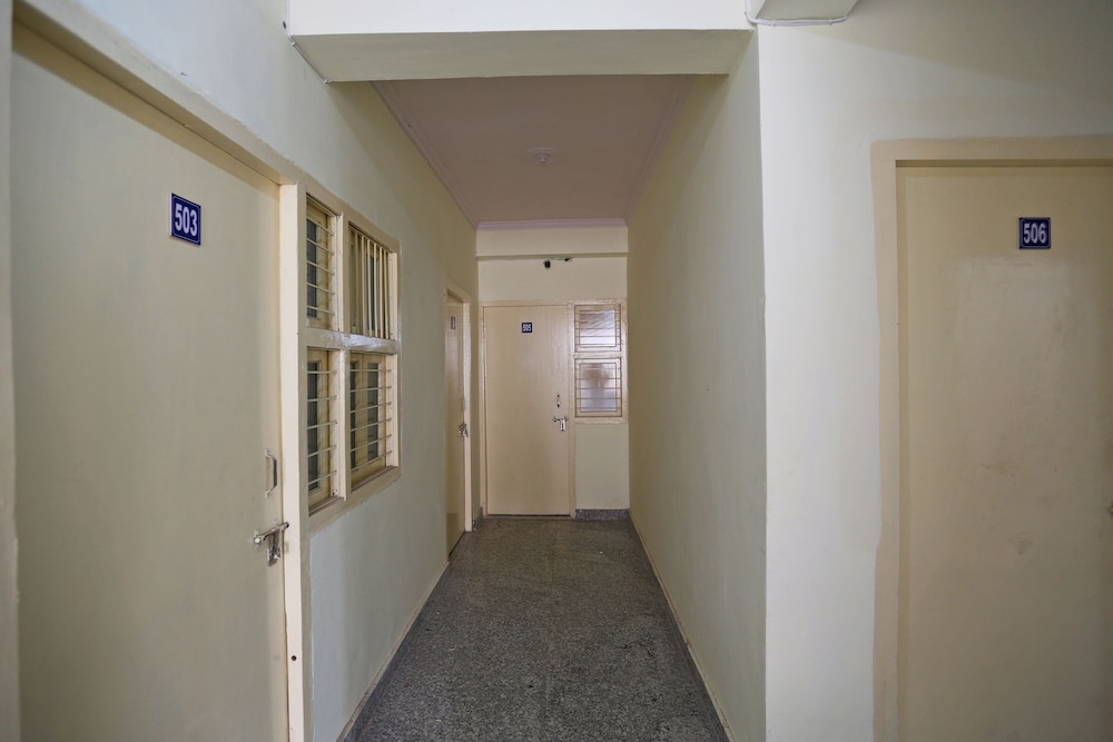 SPOT ON 48911 Sukhrali Residency - Property Image 7