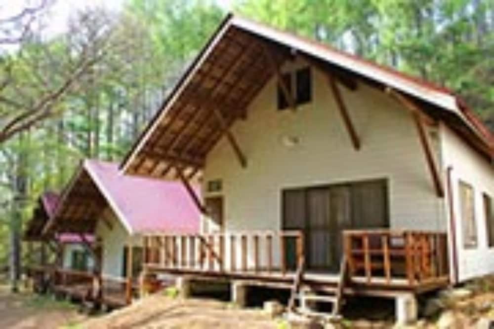 Sakura Shimizu Cottage view 5