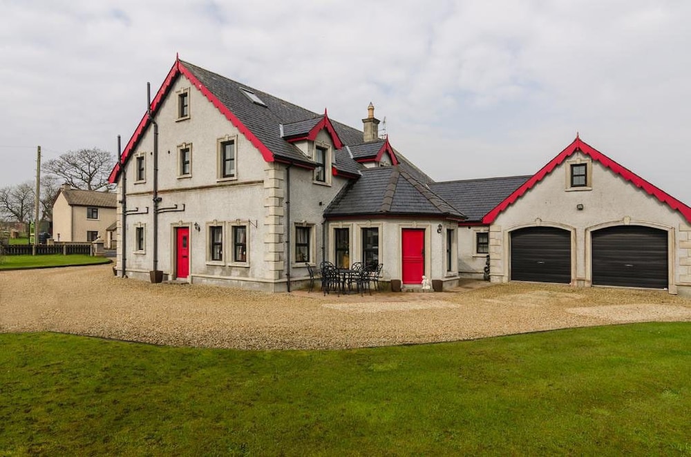 Kesh Country Manor