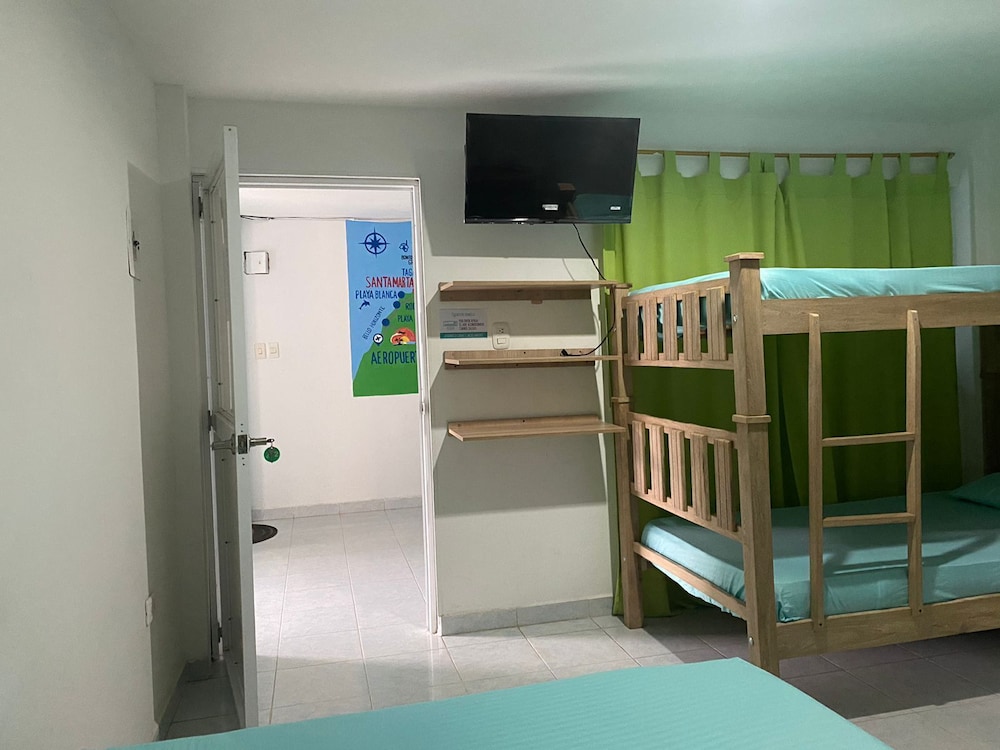 Hostal ISABELLA