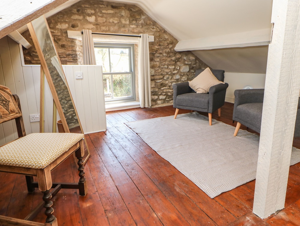 Burnt Mill Cottage