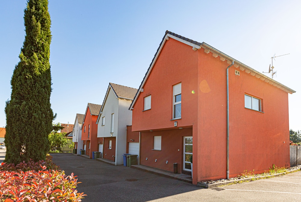 Les Maisons Solaires