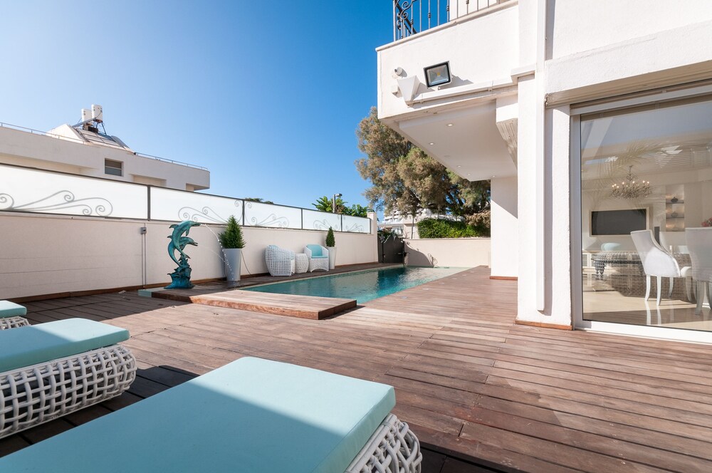 Luxurious Villa with great location, photo 23