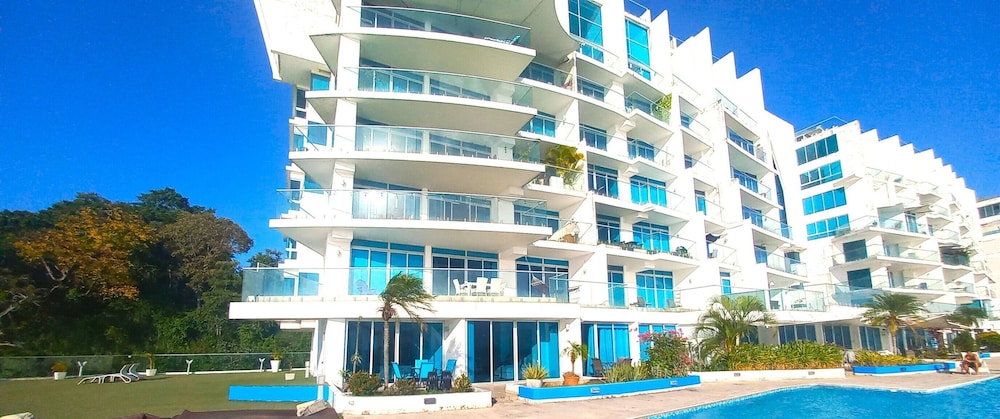 Apartment in the Causeway Amador