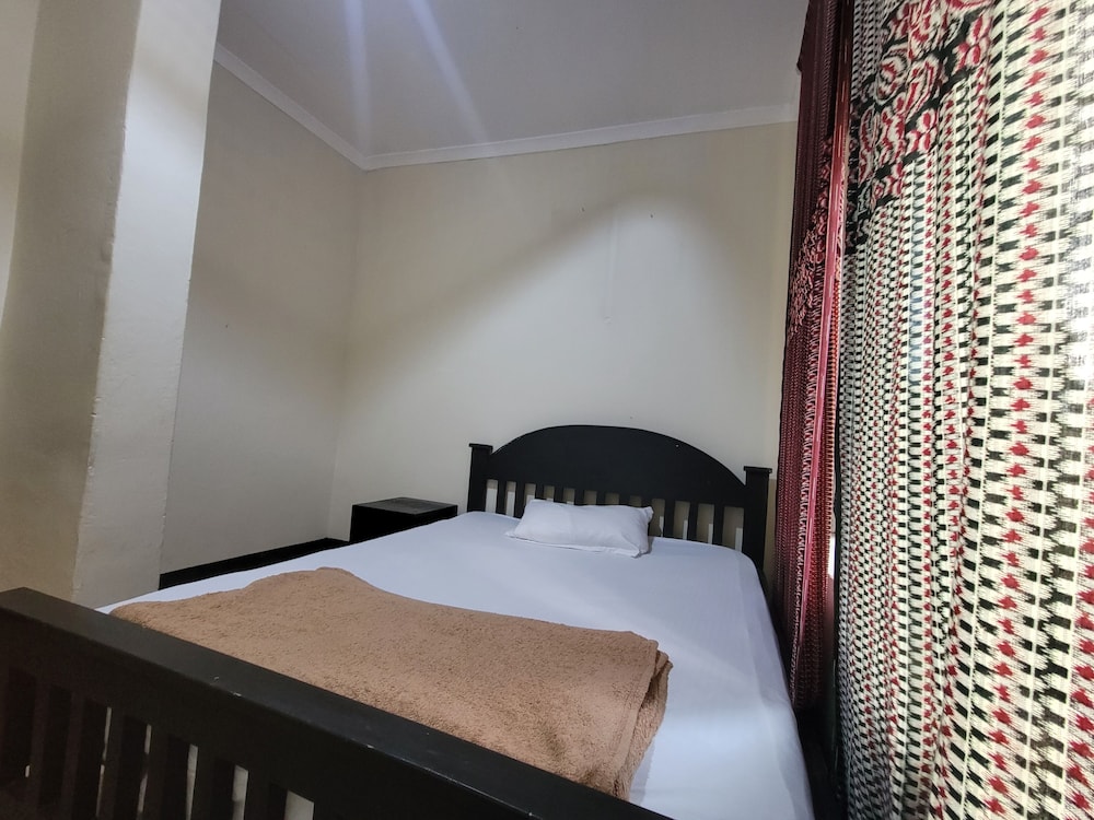 Safari junction backpackers hostel
