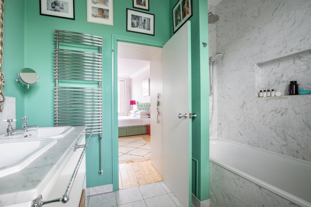 Lyme Terrace by Onefinestay