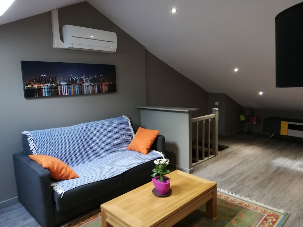 lounge