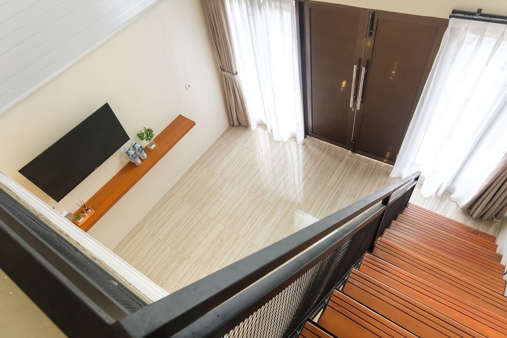 Calma Resort Megamendung