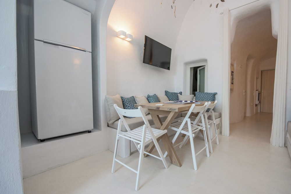 Cave Villa Valente