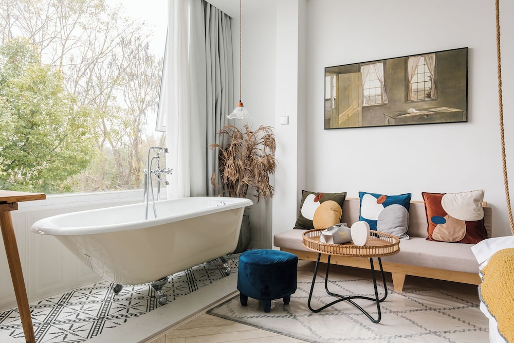Shanghai Ruochu Designer Guesthouse-Near Shanghai Pudong Airport & Disneyland